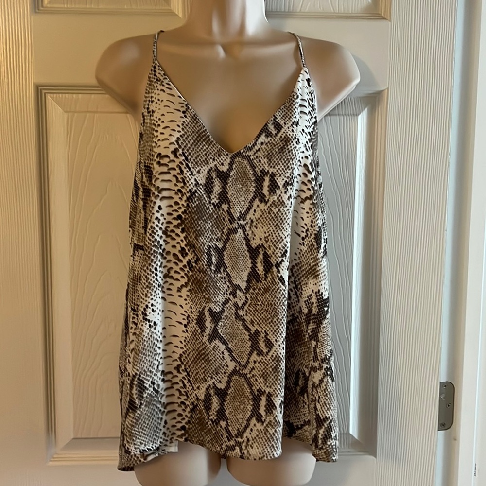 Snake print tank size large NWT